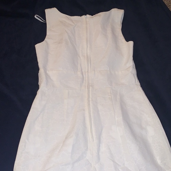 white dress (perfect for graduation!!) - Picture 4 of 4